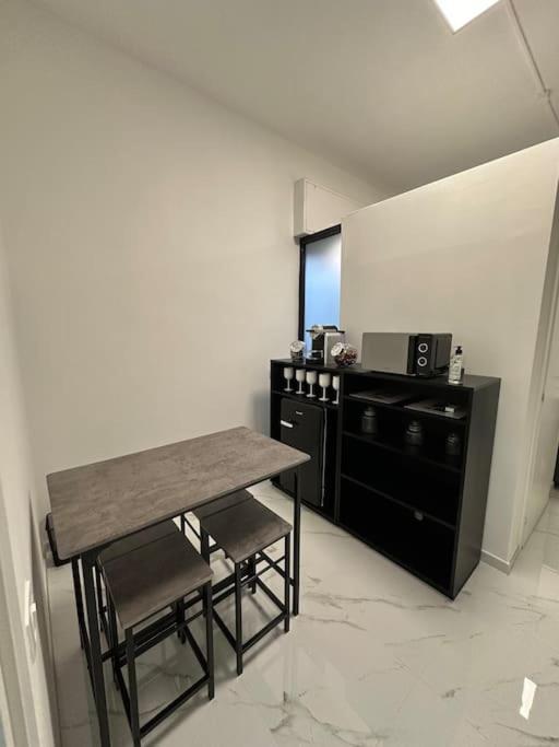 Cernusco Luxury Milanese Apartment Cernusco Sul Naviglio Bagian luar foto